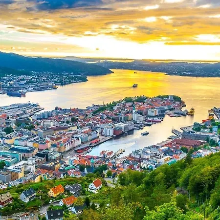 Feels Like -free Parking -attractive Location Bergen