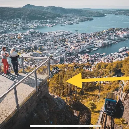 Lägenhet Floien House -free Parking