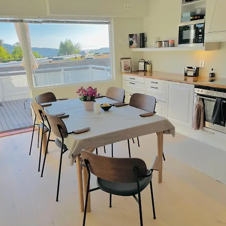 דירה Floien House -free Parking